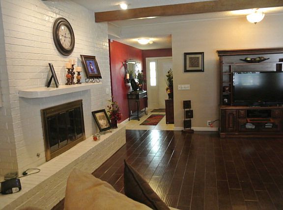4th image of 4613 Fountain Ln