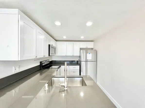 4455 Vision Dr APT 4, San Diego, CA 92121