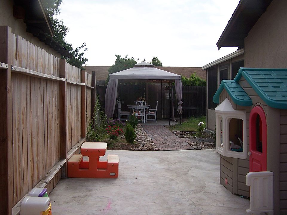2nd image of 13010 Gate Dr