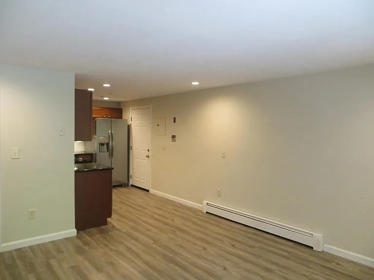 49 Parker Ave #8 — Photo 5