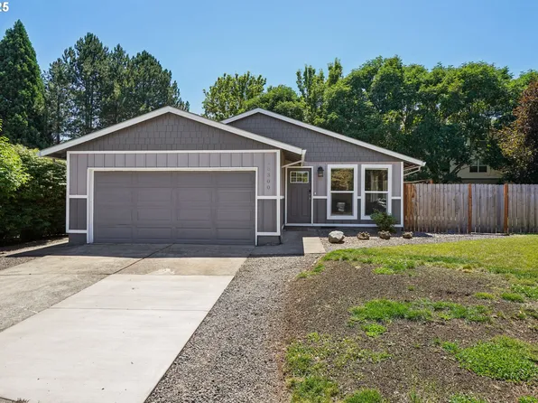 18300 SW Aloha Ct, Beaverton, OR 97003