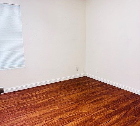 5th image of 6715 Flora Dr