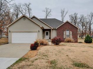 27645 Garland Ln, Carl Junction, MO 64834
