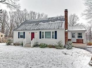 19 Hillcrest Dr, Hopkinton, MA 01748