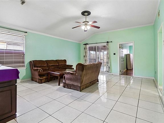 3rd image of 7100 Gentry Rd