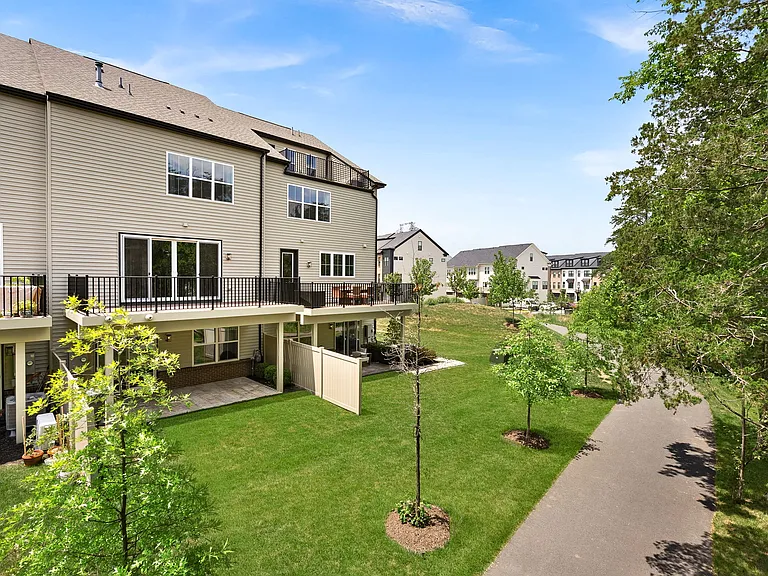 22892 Copper Tree Ter — Photo 61