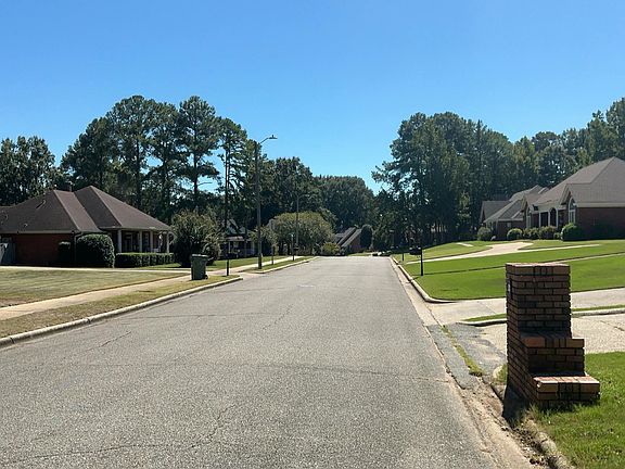 5th image of 505 Paddock Ln