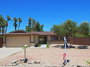 2386 Acacia Rd E, Palm Springs, CA 92262