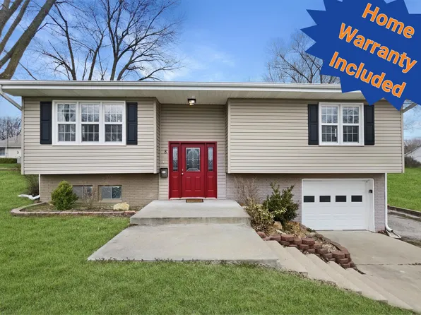 8 W 15th St, Carrollton, MO 64633