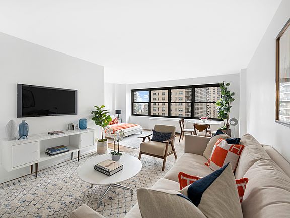 2nd image of 160 W End Ave APT 18M