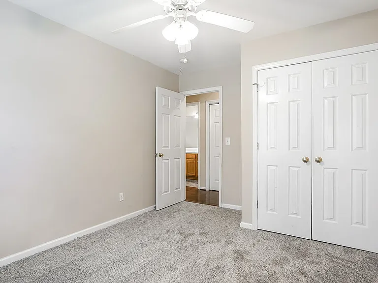 621 Groveton Trl — Photo 10
