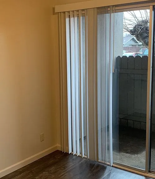 1620 Neal Dow Ave — Photo 5