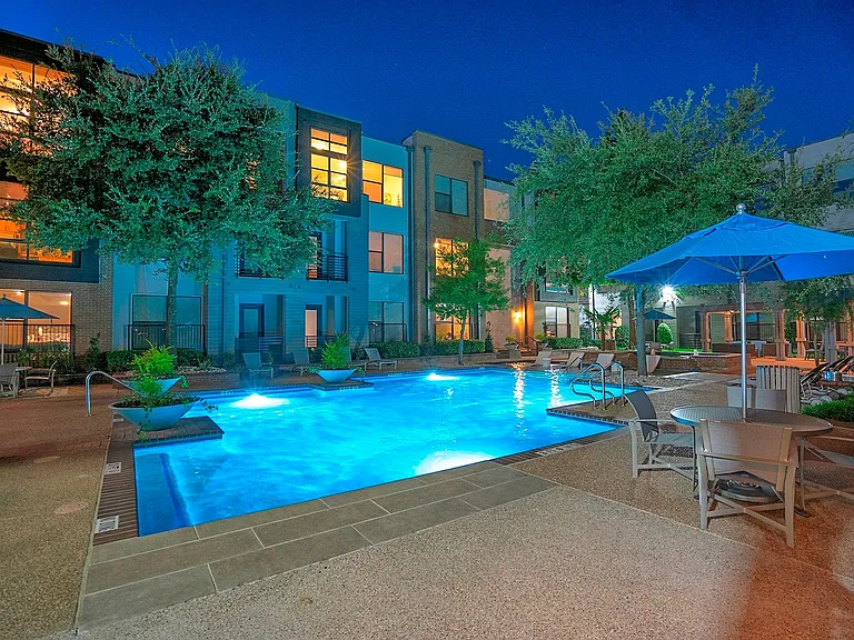 Pool - Night