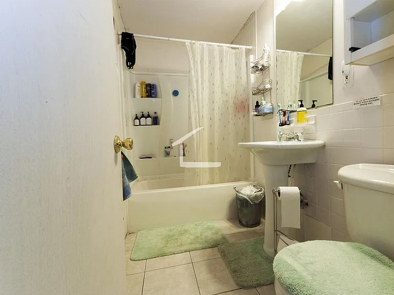36 Brighton Ave #2B — Photo 3