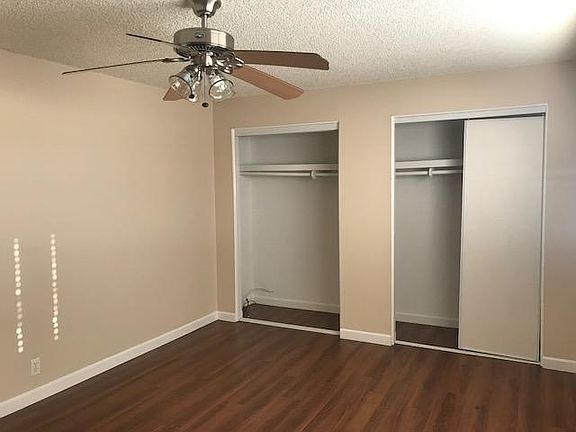 4th image of 23611 Arlington Ave #1