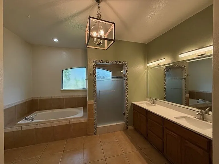 2912 Sundance Loop — Photo 13