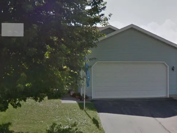 424 Santa Maria Dr, Arlington, WI 53911