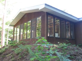 5627 Smith Rd, Cheboygan, MI 49721