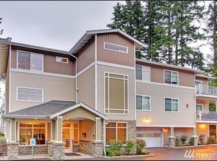 20028 15th Ave NE APT 204, Shoreline, WA 98155