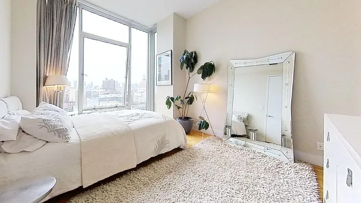 Rented by Bold Marketing | media 9