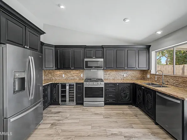 24821 N 37TH Lane, Glendale, AZ 85310