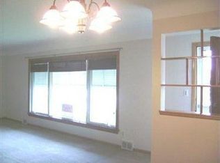 1606 Algiers Dr, Mayfield Heights, OH 44124