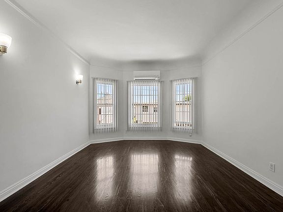 4th image of 1201 S Alfred St #6158-5