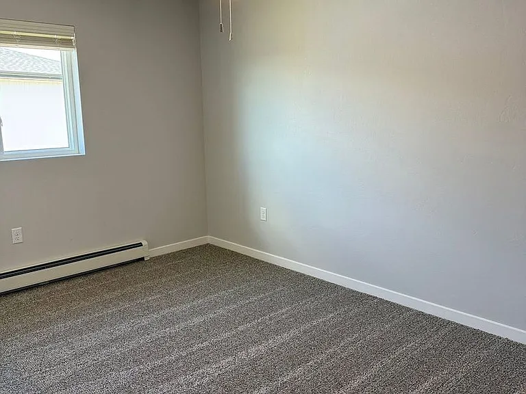 204 E Express Way — Photo 3