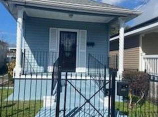 1822 Piety St, New Orleans, LA 70117