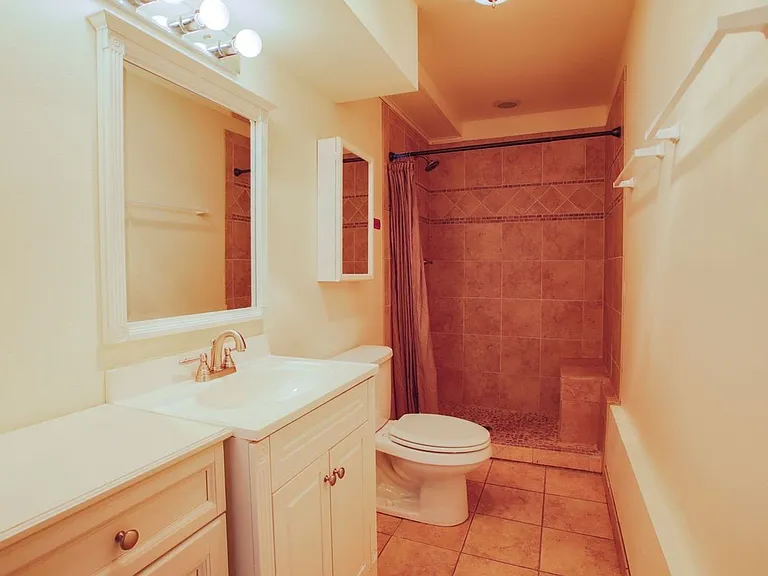 1130 Honeymoon Lake Dr — Photo 30