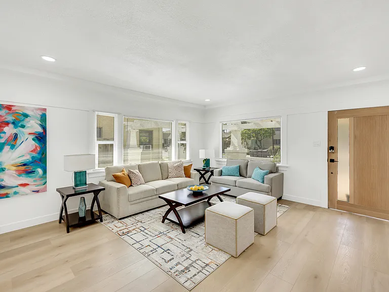 346 Molino Ave — Photo 17