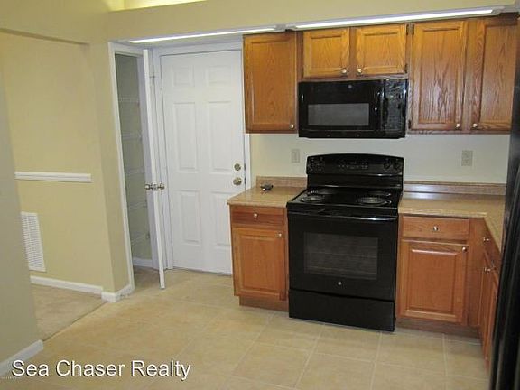 4th image of 8442 Rockridge Ct