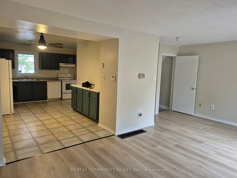 511 Admiral Dr W #65 — Photo 13