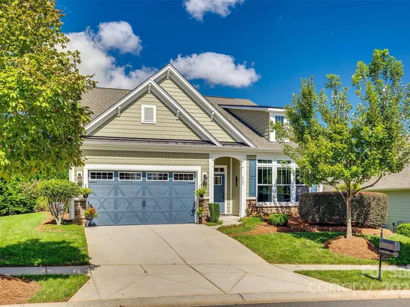 3709 Salvistrin St, Charlotte, NC 28214