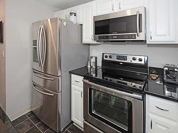3rd image of 1649 Spring Garden Ave