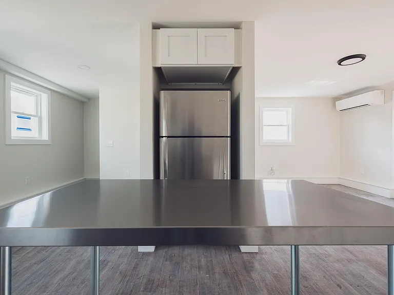 67 Elm St #C — Photo 8