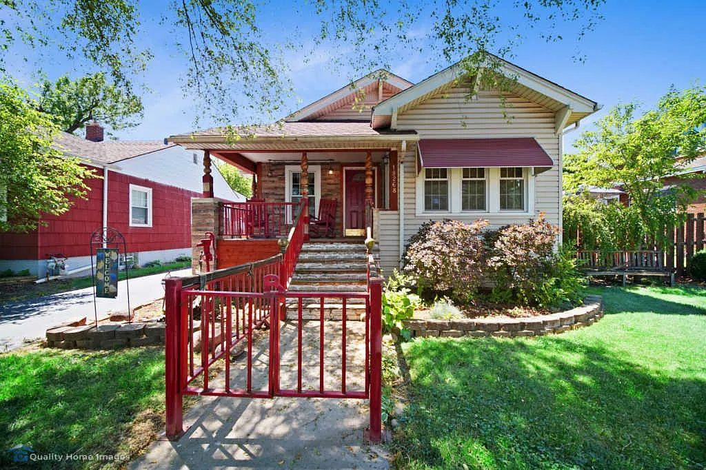 18268 Ada St photo 1
