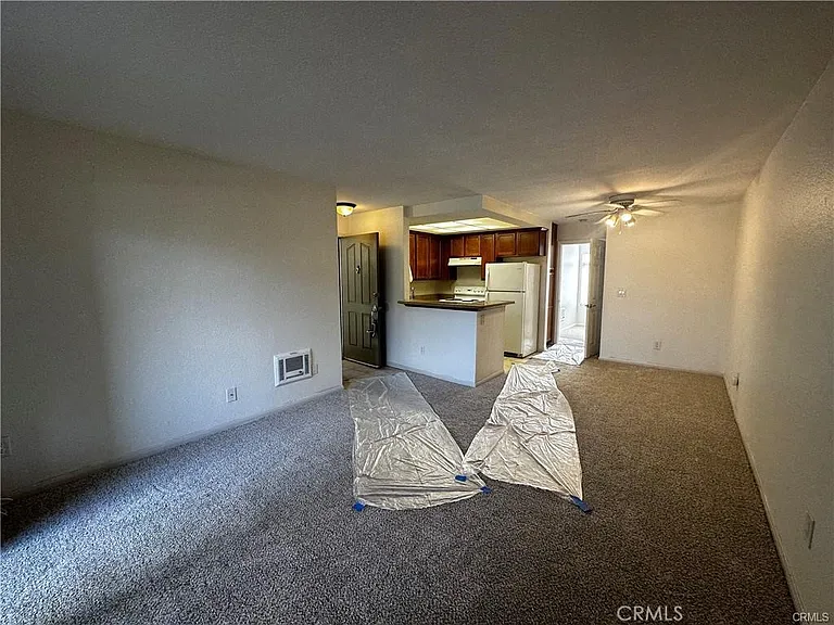 432 Edgehill Ln — Photo 10