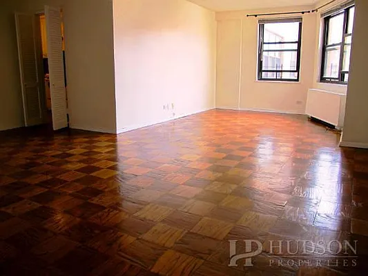 Rented by Hudson Properties | media 19