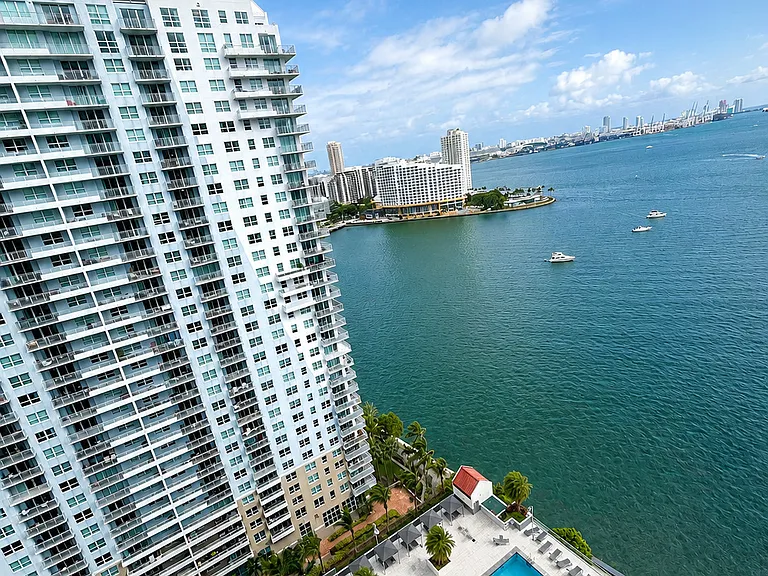 1155 Brickell Bay Dr #2504 — Photo 19