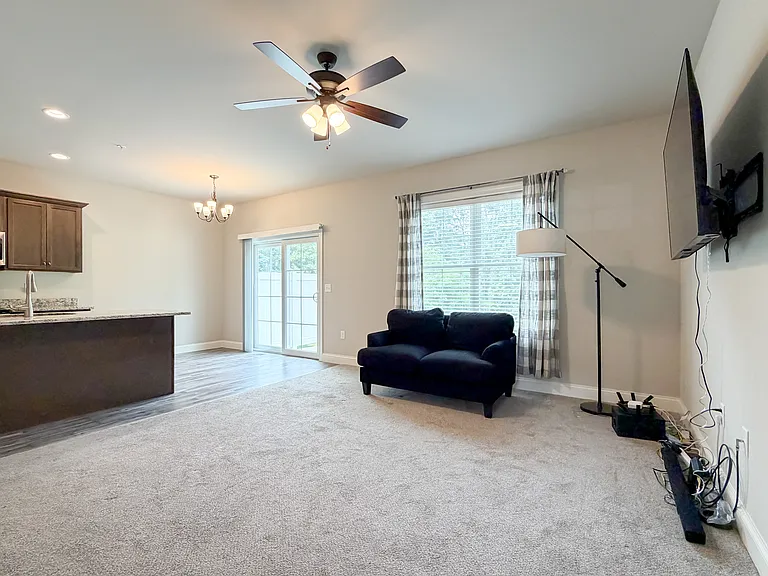 207 Sage Blvd — Photo 4