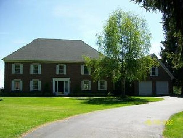 1st image of 2338 N Maple Ave