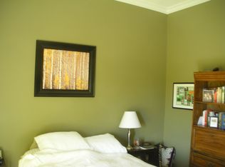 2903 W Irving Park Rd, Chicago, IL 60618