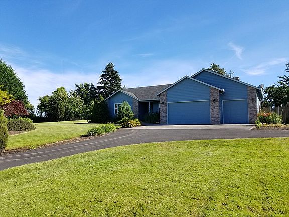 3rd image of 4505 NE 178th St