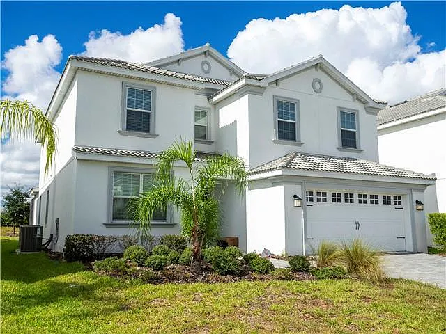 6 bed, 3909 sqft, $4,100 — Photo 2