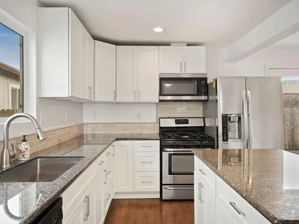 2180 Parrish Rd, Napa, CA 94559
