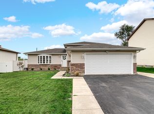 431 Polo Club Dr, Glendale Heights, IL 60139
