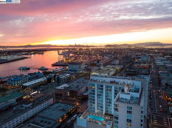 222 Broadway St APT 1203, Oakland, CA 94607