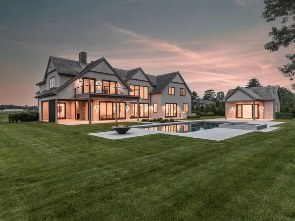 81 Davids Ln, Water Mill, NY 11976