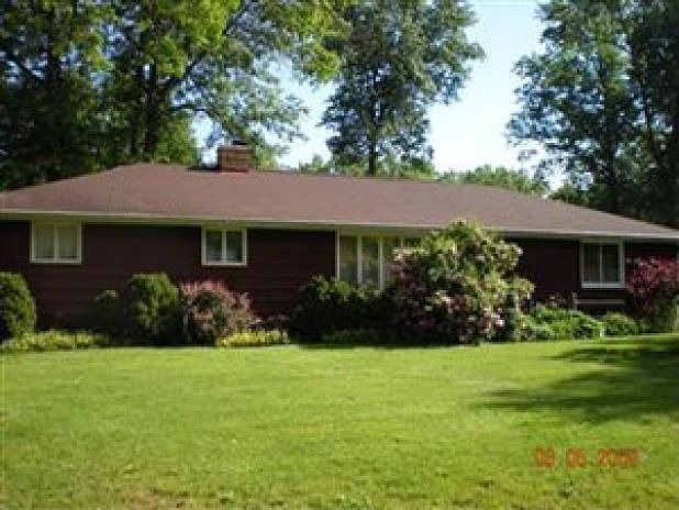 1st image of 1910 Westwood Dr NW